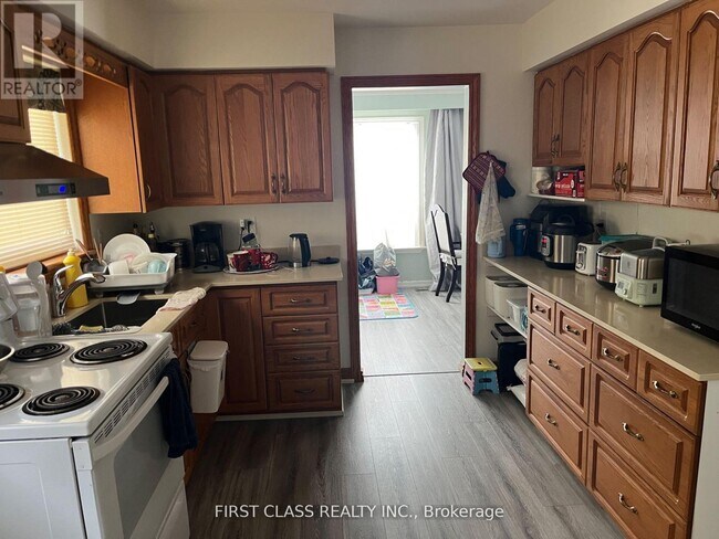 Photo - 14 Pringle Ave