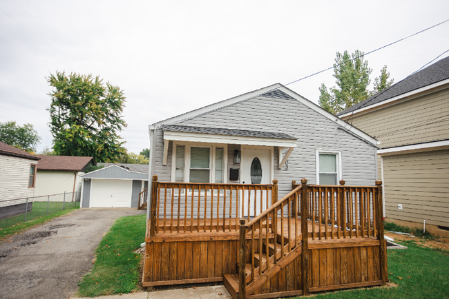 Photo - 9103 Prospect St House