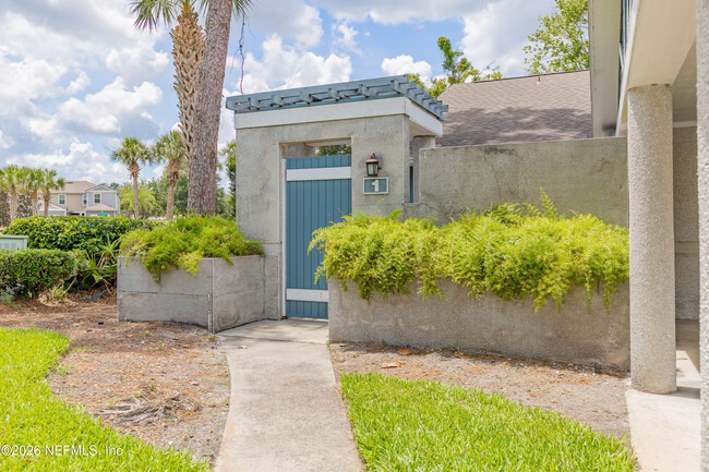 Building Photo - 8118 Baymeadows Cir E Unit 1
