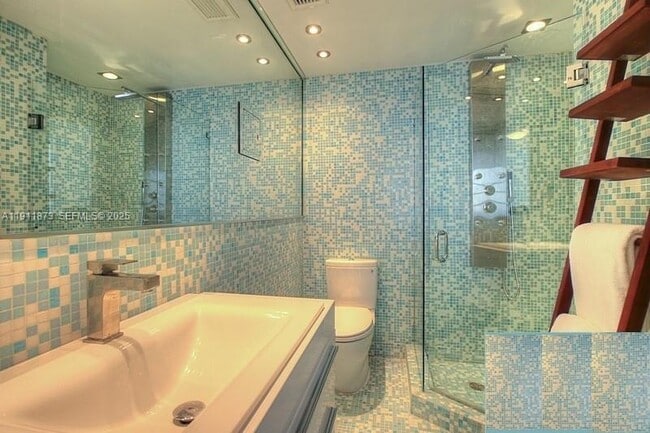 Photo - 20 Island Ave Unidad 209