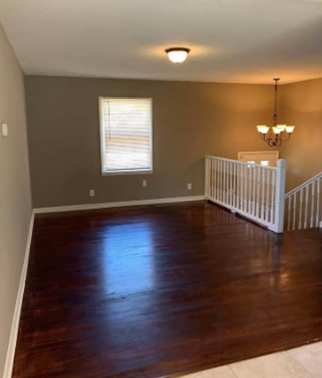 306 Atkinson Dr