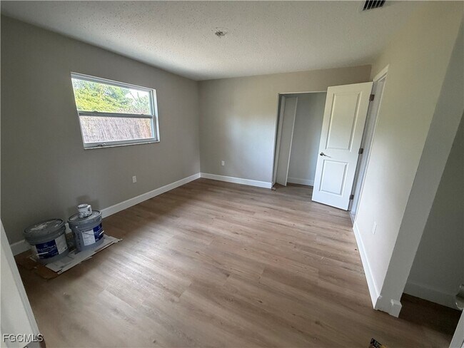 Photo - 19181 Tangerine Rd