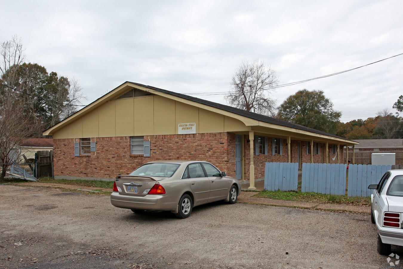 Photo - Twin Trees Apartments