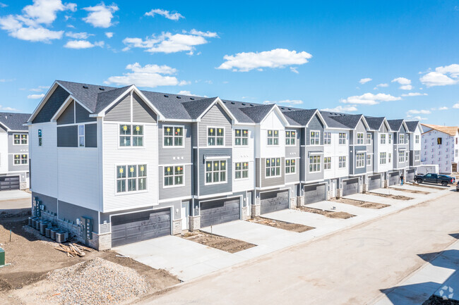 Building Photo - Aspen Ridge Townhomes