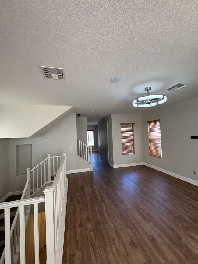Photo - 3 Bed 3.5 Bath Summerlin