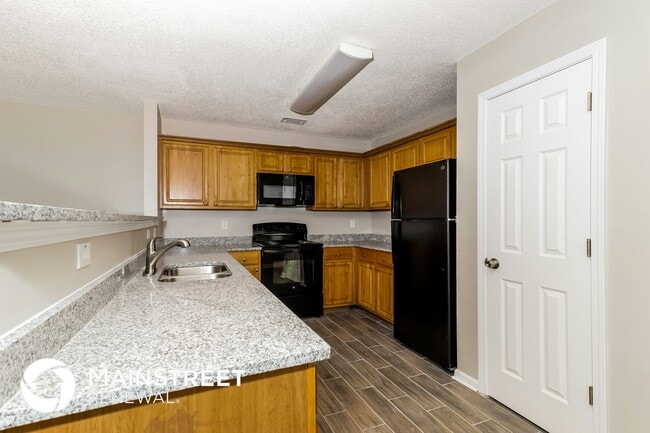 Photo - 5319 Creekview Way