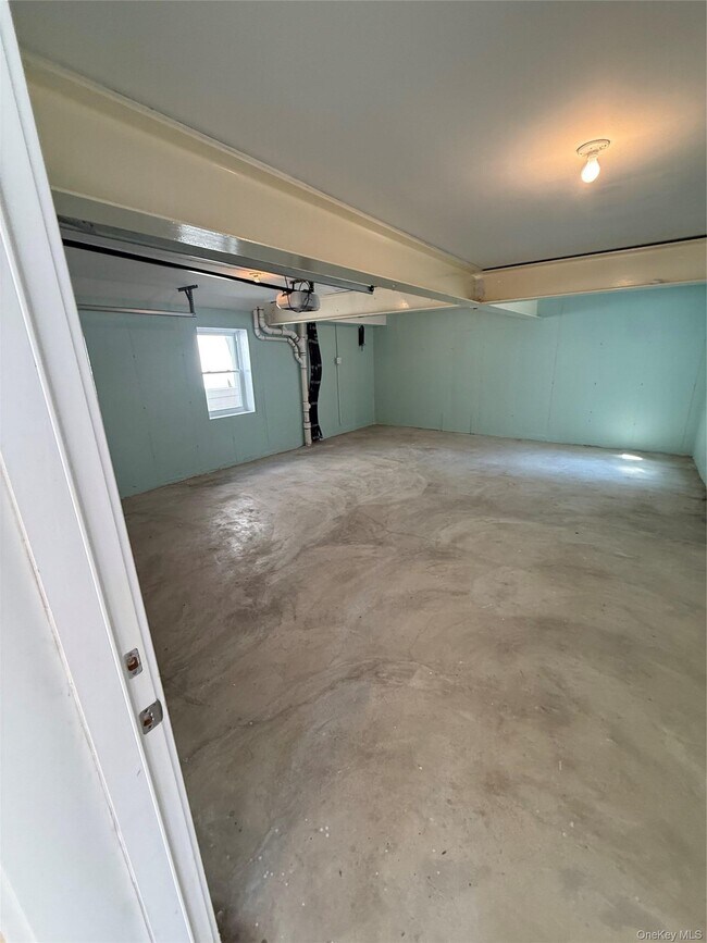 Photo - 28 New Hampshire St