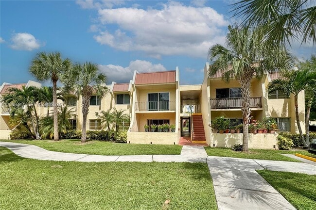 Photo - 13898 SW 90th Ave Unit 204-EE