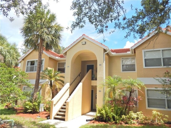 Building Photo - 12571 Equestrian Cir Unit 902