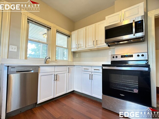Building Photo - 134 Edenfield Ave