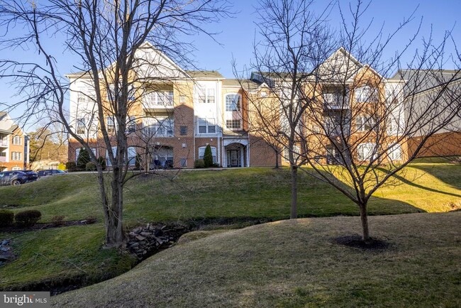Photo - 712 Kings Path Unit 3A