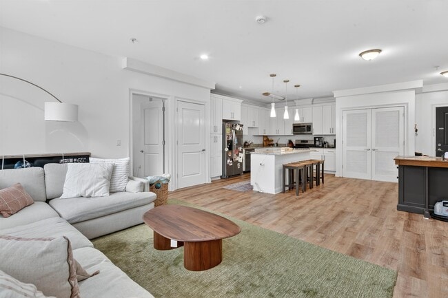 Photo - 140-136 36th St Unit 202
