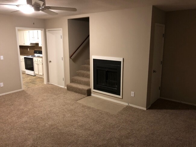 Photo - 204 S Westview Ter