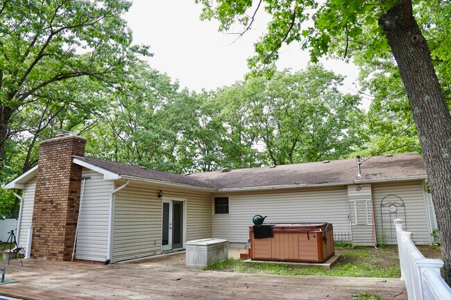 Photo - 16280 Hardwood Ln