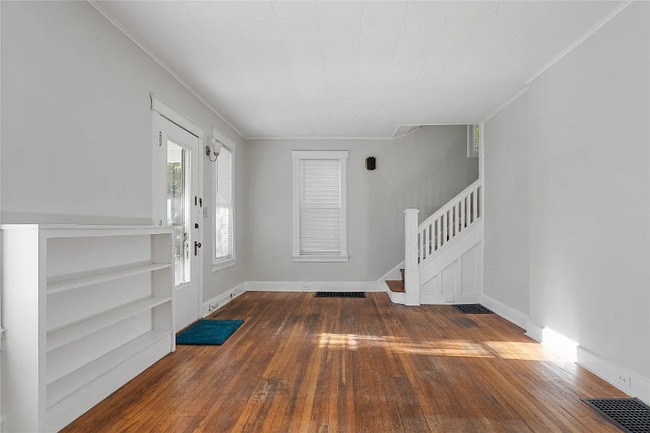 Photo - 25 Duane Ave