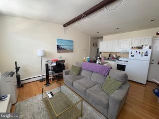 Building Photo - 2301 S Bancroft St Unit 2W