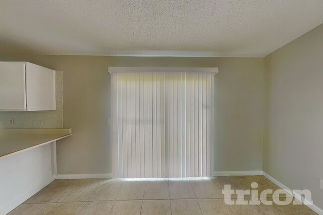 Photo - 27 Princess Rose Dr
