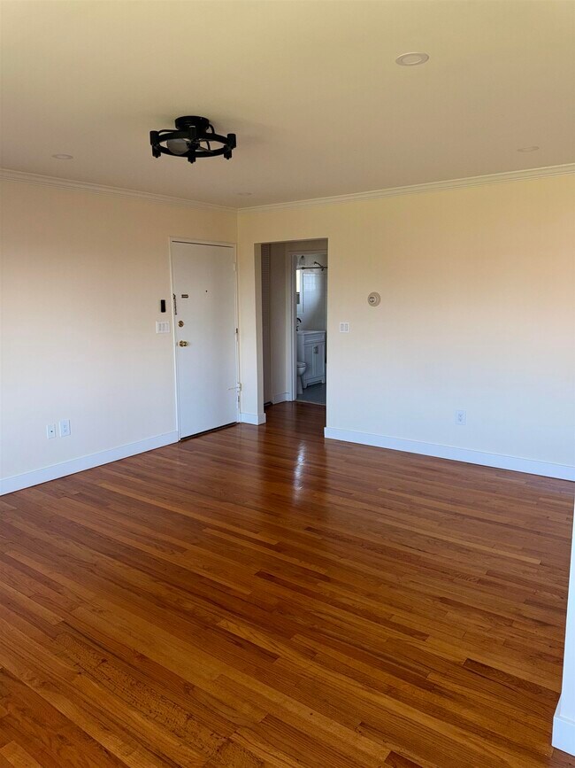 Photo - 100 Bergen Blvd Unit 28