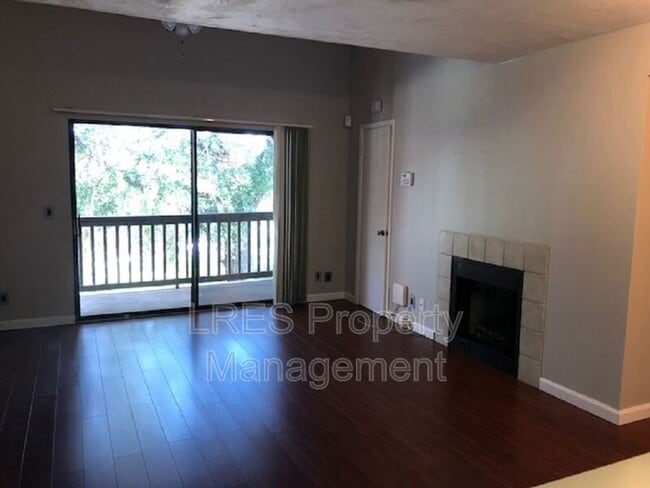Photo - 465 Forestway Cir