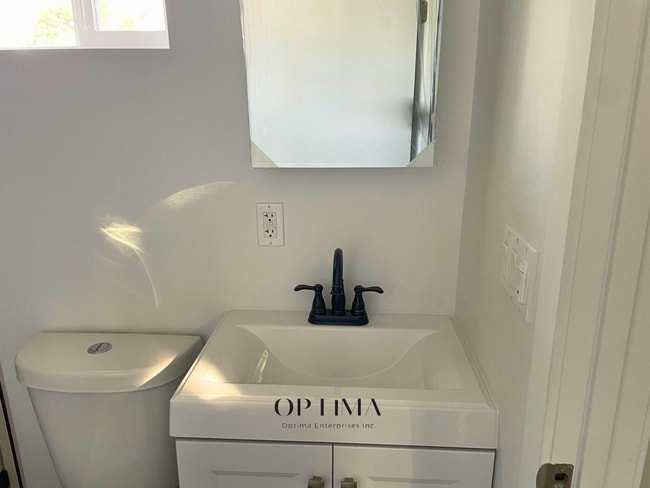 Photo - Private Studio Home in Lake Balboa