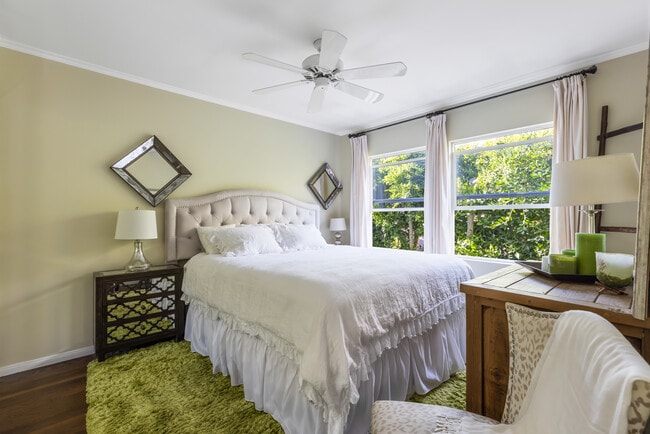 Photo - 842 12th St Unit 2