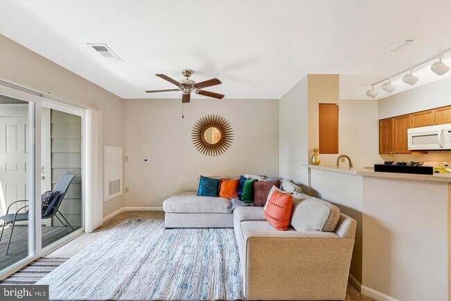 Photo - 2204 Westcourt Ln Unidad 313