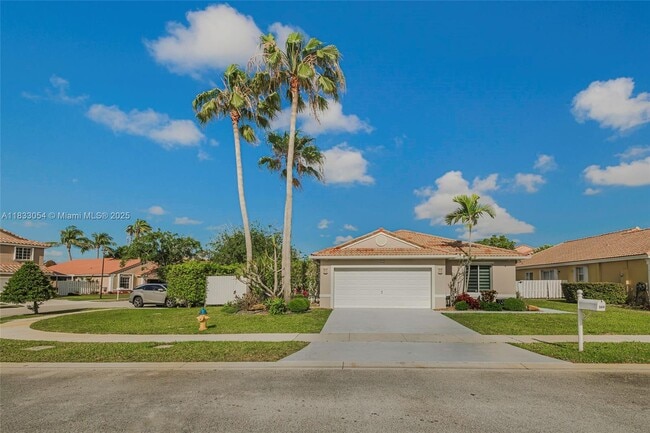 Photo - 344 SW 191st Ave House