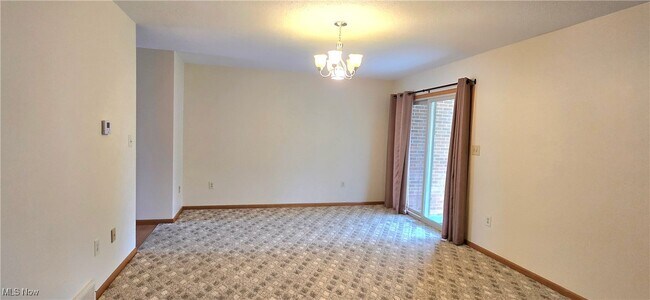 Photo - 79 W 2nd St