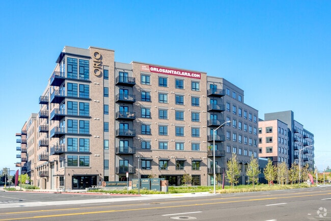 Building Photo - Orlo