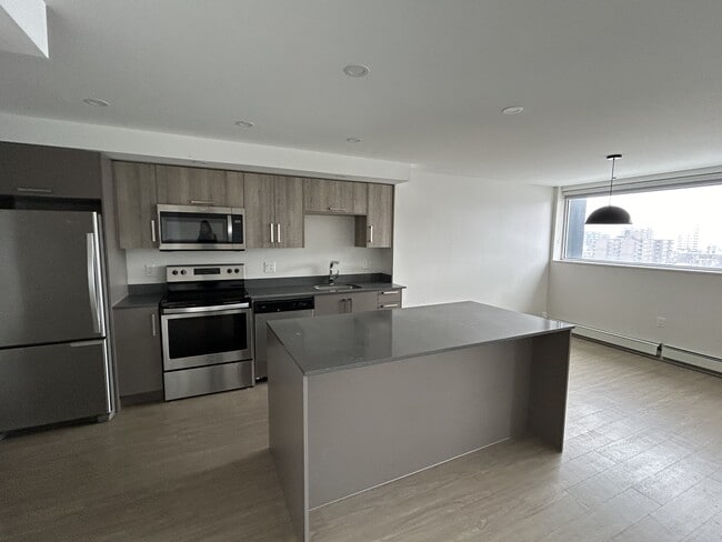 Photo - 5633-5633 Fenwick St Unit 2002