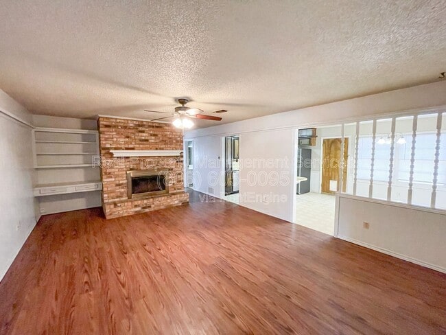 Photo - 7005 Hartford Ave