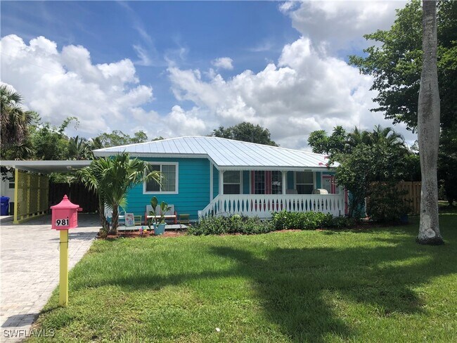 Building Photo - 981 8th Terrace N