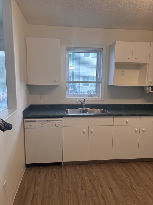 Photo - 2203 Angus St Unit 209