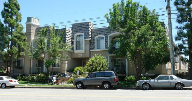 Building Photo - Kester Village Rental