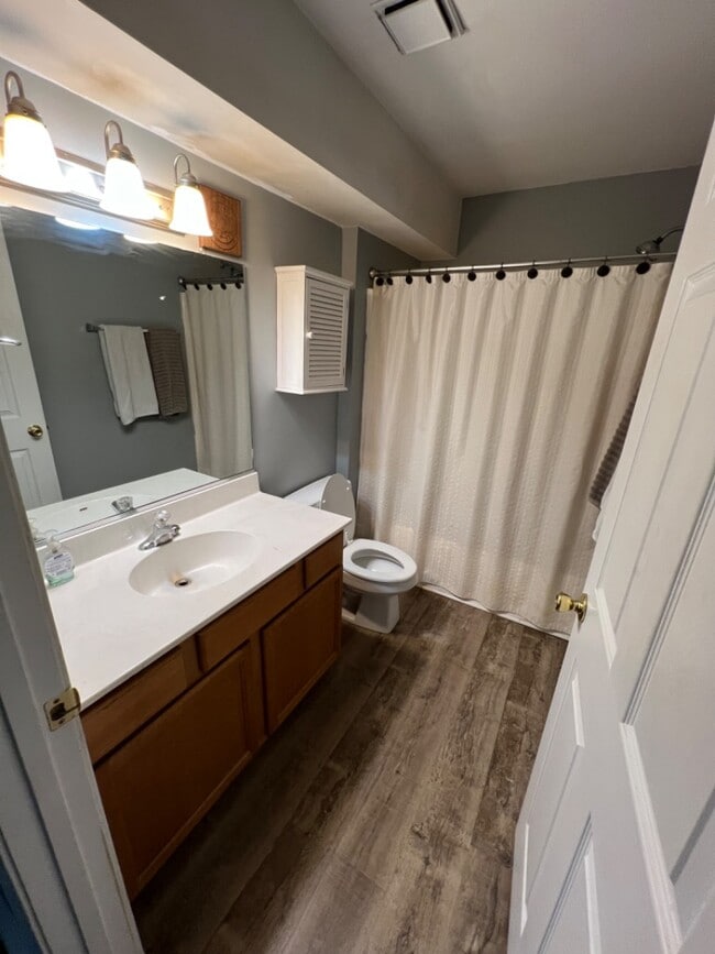 Photo - 704 Bunkhouse Dr