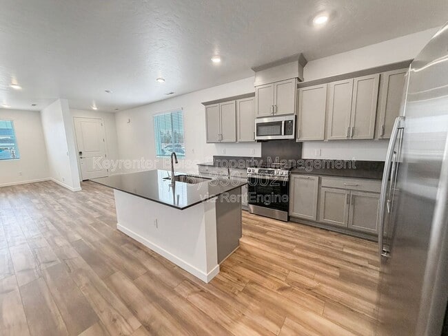 Photo - 4100 W Cirrus Ln