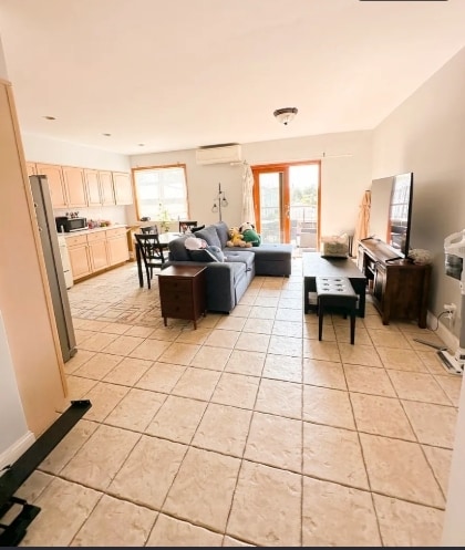 Photo - 86 Avenue S Unit #3