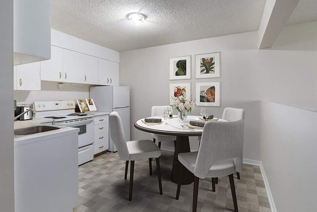 Photo - Forster Lodge