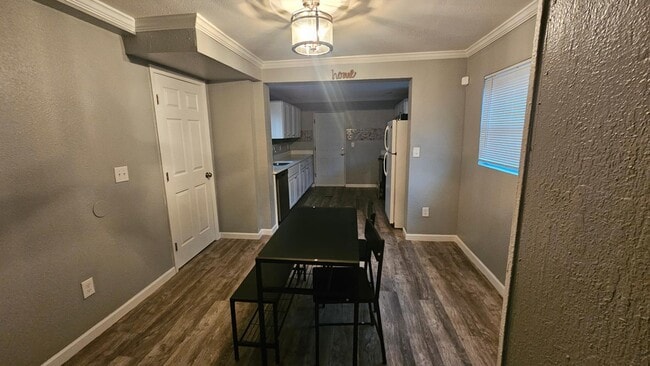 Photo - 1902 Mc Millan St Apartamento