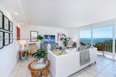 Photo - 609 Ocean Dr Unidad 8G