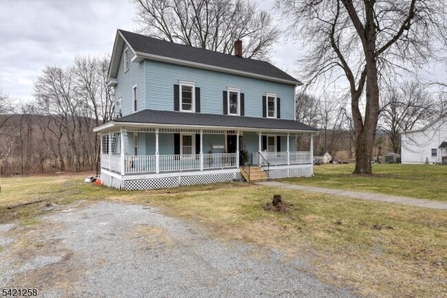 Building Photo - 11 Sterling Pkwy Unit 1