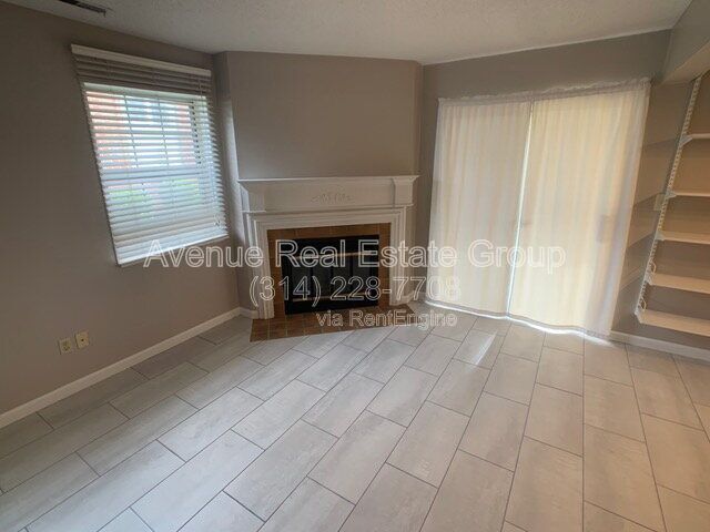 Photo - 1662 E Swan Cir