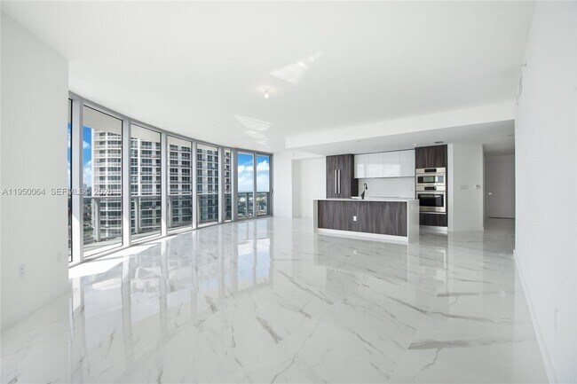 Photo - 488 NE 18th St Unit 4412