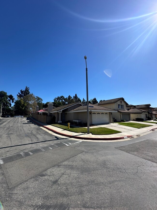 Photo - 12411 Silkleaf Ave