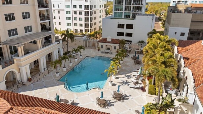 Photo - 300 Beach Dr NE Unit 302