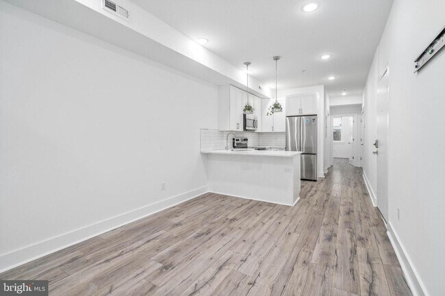 2802 Cecil B. Moore Ave