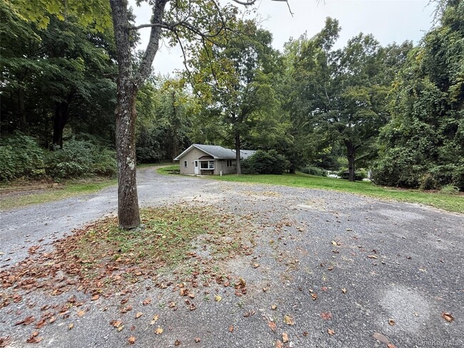 Photo - 7 Tanglewood Park Dr
