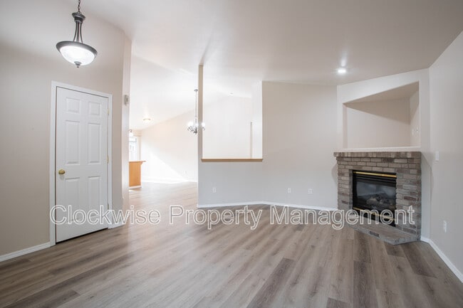 Photo - 5507 208th St Ct E