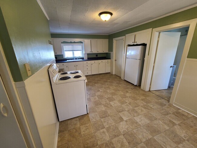 167 Birch St Unit #1
