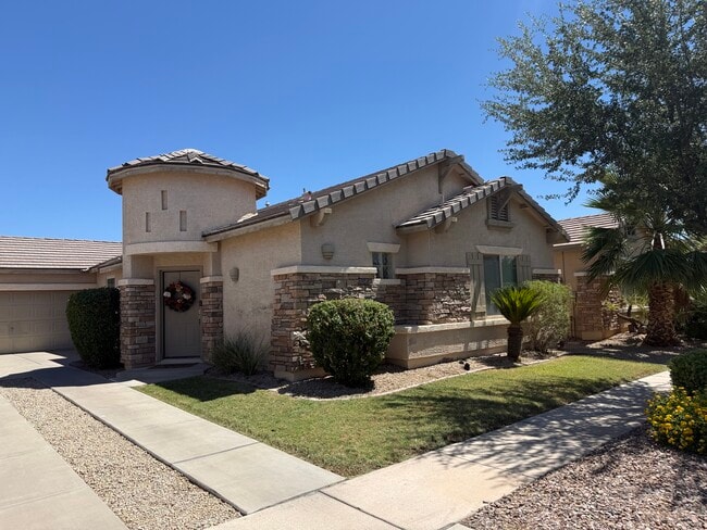 Building Photo - 896 E Cherry Hills Dr Rental